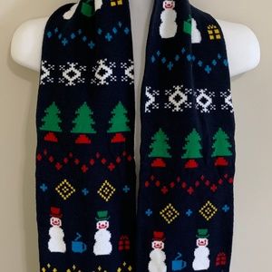 Capelli New York Christmas Scarf  NWT